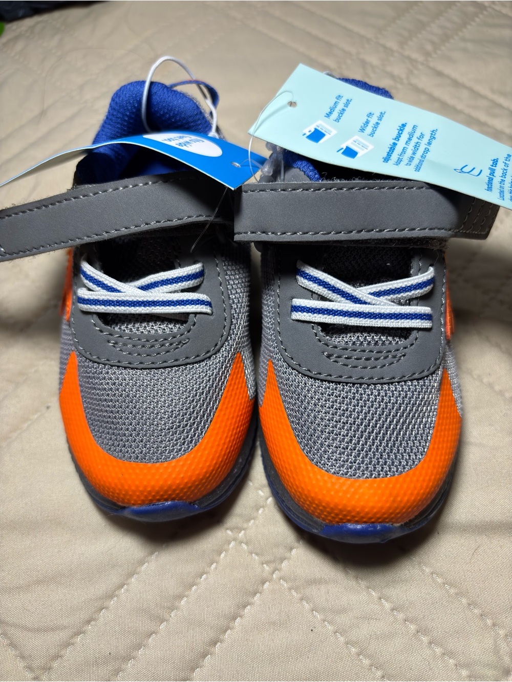 Stride Rite size 6 LIGHT UP Orange and Gray Kids Sneakers